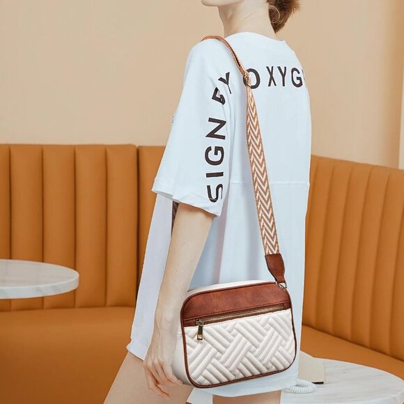 Crossbody Bags for Women - Trendy Vegan Leather Small Purse, Travel-Ready Design - Picture 7 of 7